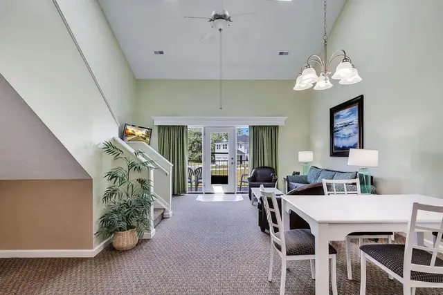 Sedona Studio W/D Patio Firepit